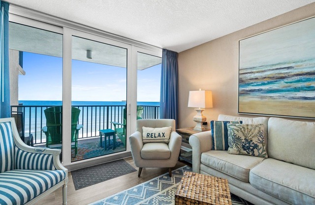 Pelican Walk 911 Beach Front Condo FREE Chairs!