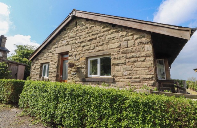Pendleside, DOWNHAM