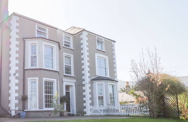 Penholm, PENMAENMAWR