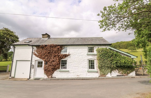 Penlone Cottage, RHAYADER