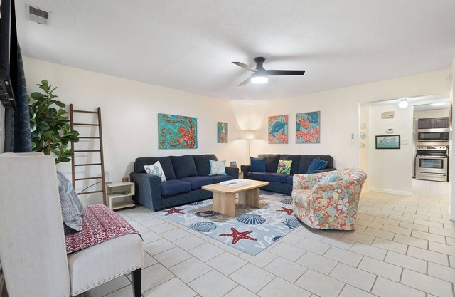 Pensacola Getaway 4724