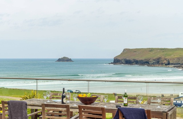 Pentewan est une maison de vacances moderne et attrayante, meublée selon des normes élevées.