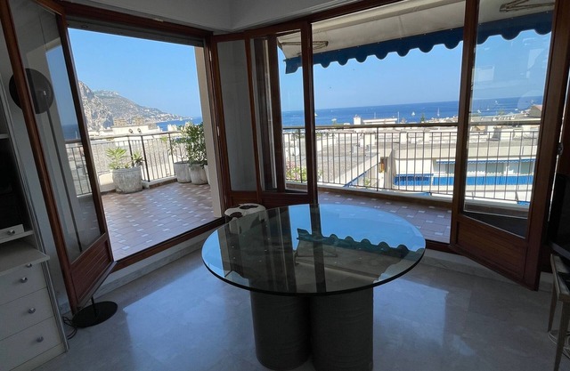 Penthouse, terrasse, vue mer panoramique, parking, ascenseur, climatisation