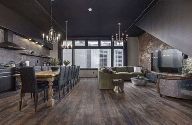 Penthouse Grand Executive Suite