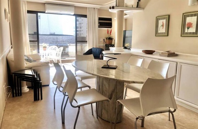 Penthouse in Enseada, 130m2, 4 bedrooms, splits, sea view, 350m from the beach, wifi