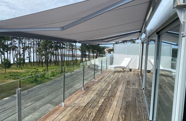 Penthouse à Illa de Arousa, plage et piscine.