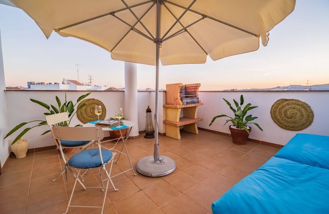 Penthouse dans le centre historique de Vélez-Málaga. Parking gratuit dans l'immeuble.