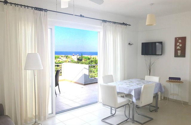 Sea & Mountainview Penthouse avec terrasse sur le toit