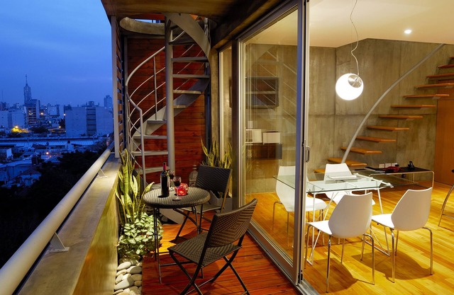 PENTHOUSE / Terrasse & piscine / Vue sur la ville / 2chambres / BUILDING W. ÉQUIPEMENTS