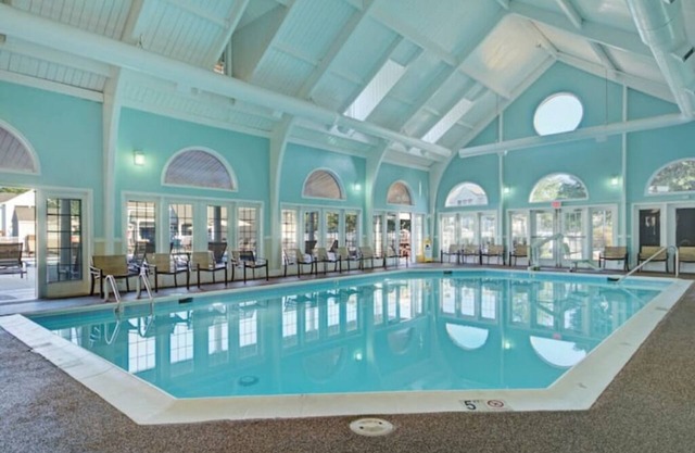 Perfect 2 bdrm condo - Kingsgate