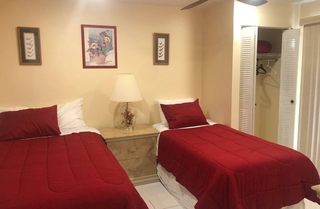 Parfait 3. Condo au rez-de-chaussée 5/2