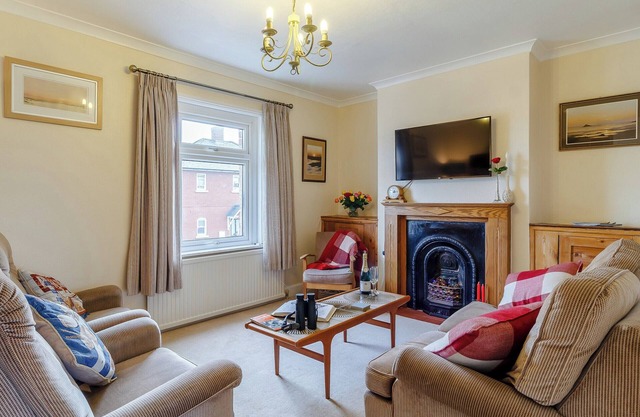 2 bedroom accommodation in Harwich