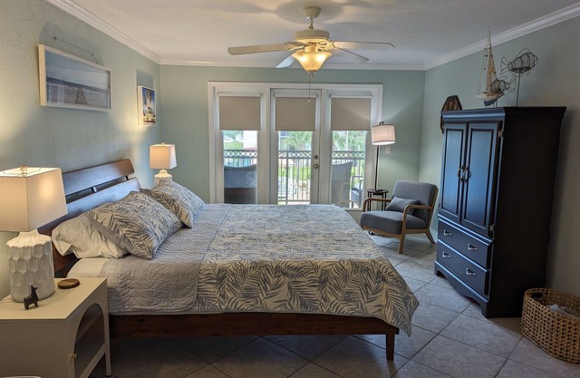 "Biloxi Dunes Delight: Your Perfect Coastal Getaway for Relaxation and Fun!"