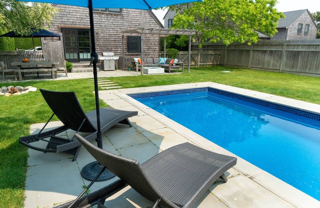 Maison familiale avec piscine chauffée à l'eau salée