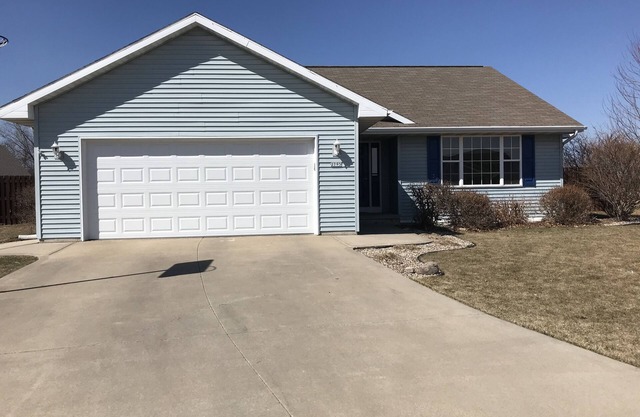 Perfect for E.A.A. 4 Bedroom with pool