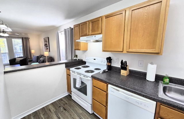 Perfect for Military, Corporate, Contractors and Snow birds or Extended Stay!