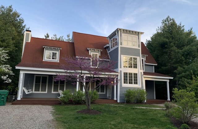 3 chambres, maison de 10 personnes avec une piscine à pied du lac Michigan !!
