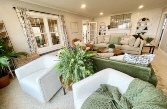 Perfect Lake House to gather with Friends and Family. Come make some memories!!