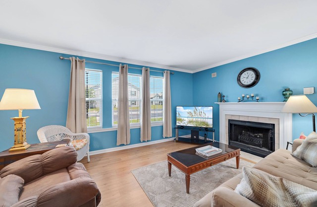 Coastal Gulf Shores Condo w/Resort Amenities