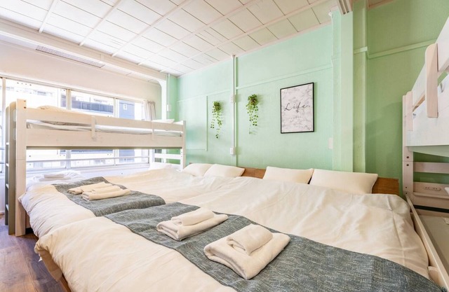 Perfect location for sightseeing Maximum 8 people 9 minutes walk from Nihonbashi StationMB4 - Matsuyamachi Building 4F / Osaka Ōsaka