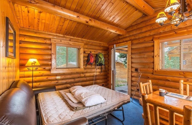 Perfect Nature's Escape! Three Comfortable Cottages, Close to Attractions