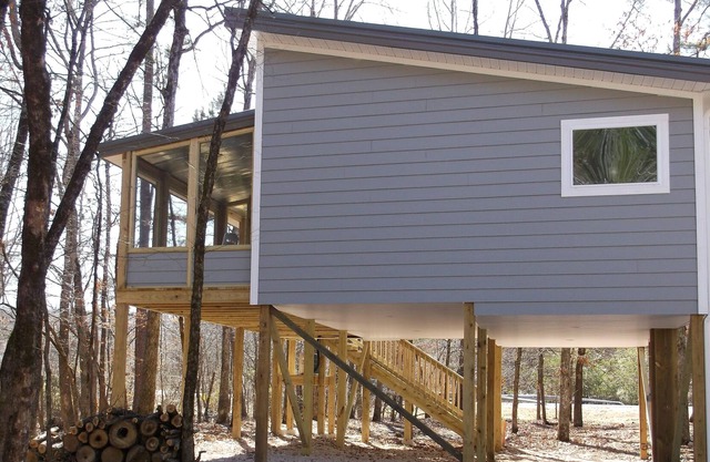 "Nouvelle cabine studio romantique confortable pour deux" Réglage de la rivière tranquille