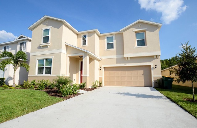 Perfect vacation getaway home, private pool! NEAR Major theme parks