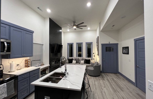 Perfectly located 2 bed/ 2 full bath/ 1 sofa bed. Near trails