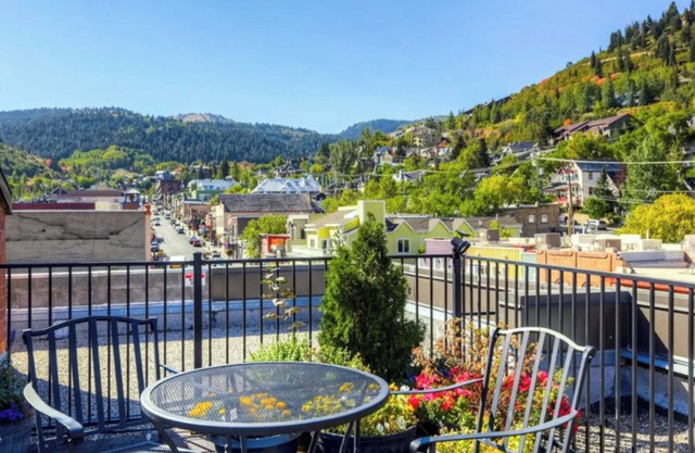❄️ Main Street Delight - 1br / 1ba - Ski In / Out - Très propre !! Galleria 306 ❄️