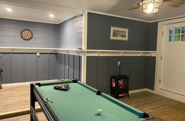Perfectly situated in KDH; Game room; movies, outdoor fire pit; or chill on deck