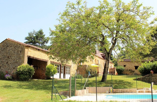 Maison périgourdine avec piscine et jardin à Saint-Avit-Sénieur