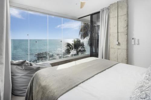 Perla Negra - Apartment with Private Beach Access