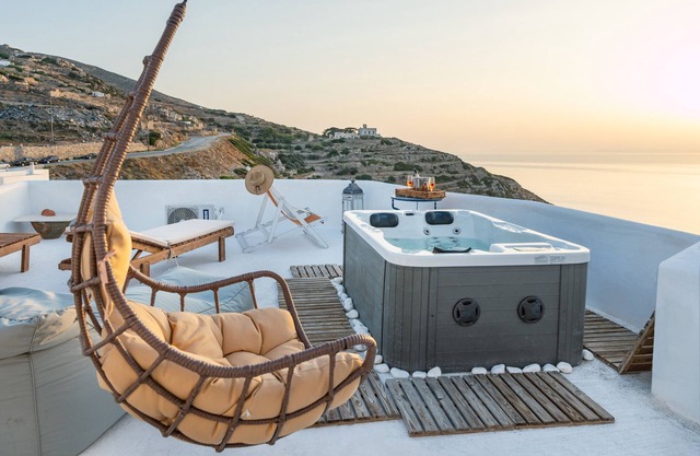 Appartement pour animaux de compagnie à Paros avec vue sur mer, bain à remous et Wi-Fi