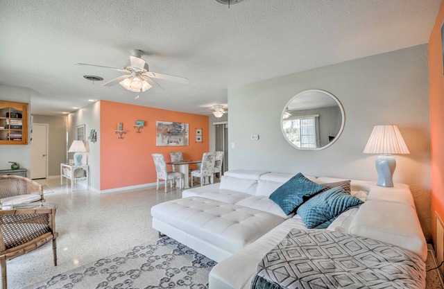 Cozy Ormond Beach House w / Deck - Marchez jusqu'à la plage