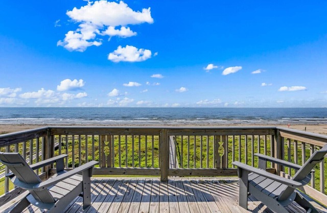 Beachfront, Pet Friendly, Ocean Views