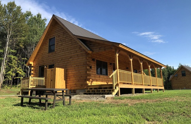 Cabine d'East Burke sur LES SENTIERS DU ROYAUME!