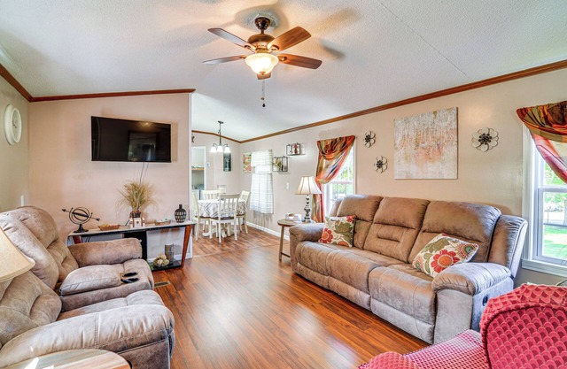 Pet-Friendly Corbin Vacation Rental ~ 4 Mi to Town