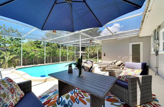 Pet-friendly Family Retreat with Pool in St Pete