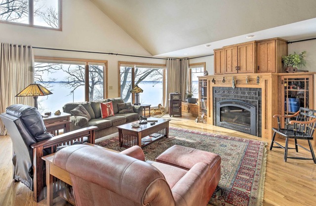 NOUVEAU! Maison familiale spacieuse avec vue sur le lac vert!