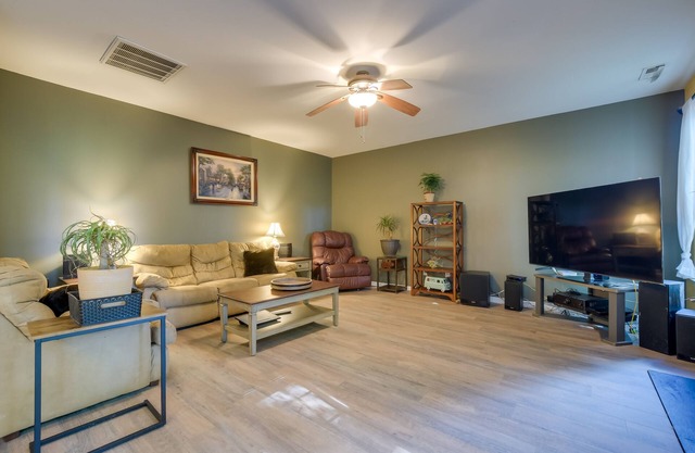 Pet-Friendly Holly Springs Residence with Deck!