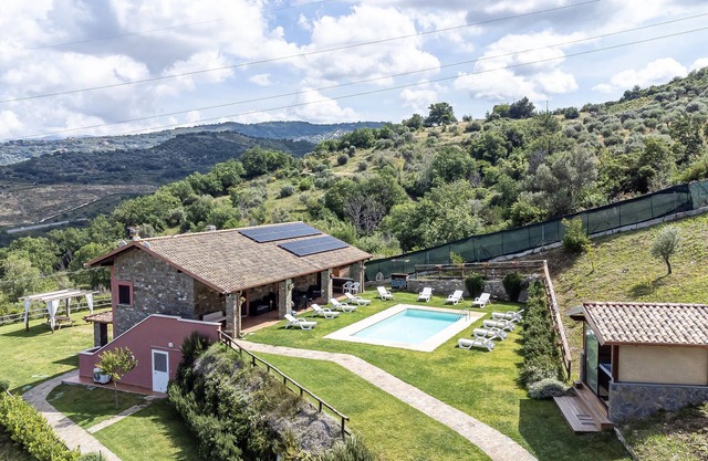 Belle maison à Torchiara avec jacuzzi
