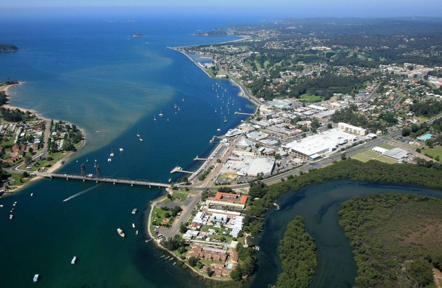 Pet Friendly House Steps from Batemans Bay