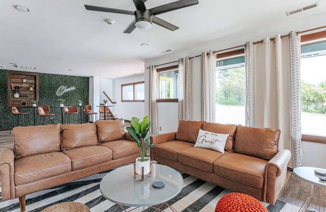 Pet-Friendly King Suite w/ Desk & Smart Entry