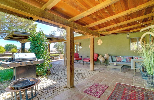 Pet-Friendly Las Cruces Home w/ Private Pool