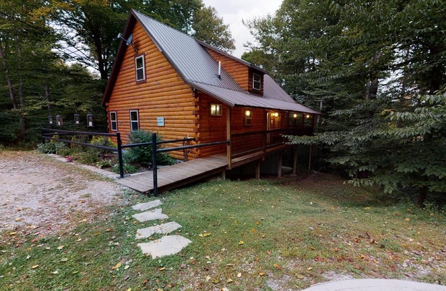 Prestige-Rusty Lantern Cabin-Vue sur le bois-Cabine-Salle de bain privée séparée
