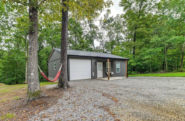 Pet-Friendly Murray Vacation Rental w/ Grill!