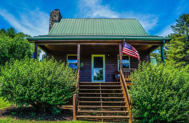 Pet Friendly NC Cabin with Beautiful Views and Hot Tub near West Jefferson.