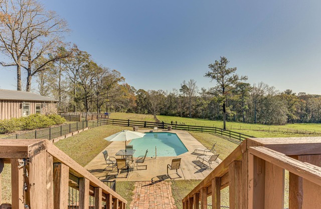 Pet-Friendly Opp Vacation Rental w/ Spacious Deck!