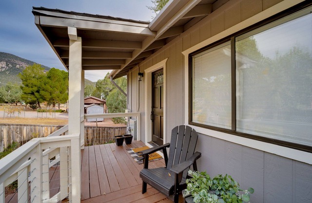 Pet-Friendly Payson Cabin w/Game Room!