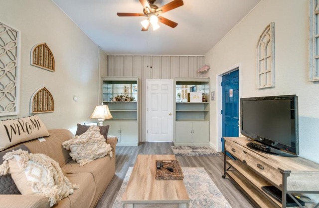 Pet-Friendly Punta Gorda Vacation Rental with Patio!